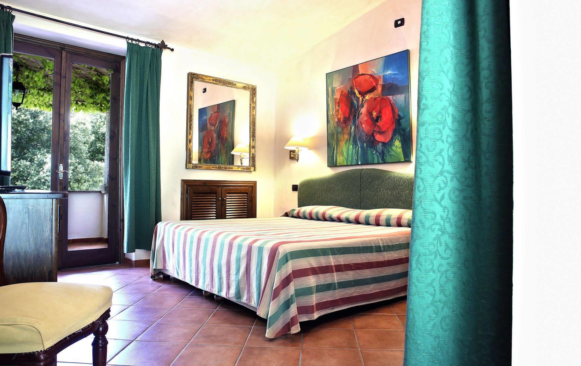 L'Agnata Di De Andre Boutique Hotel Tempio Pausania Eksteriør bilde